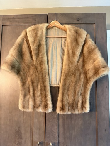 Mantello per spalle - , visone