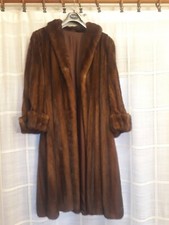 pelliccia di visone femmina