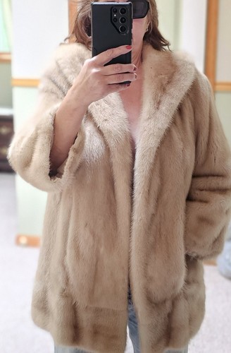 Cappotto visone vintage manica